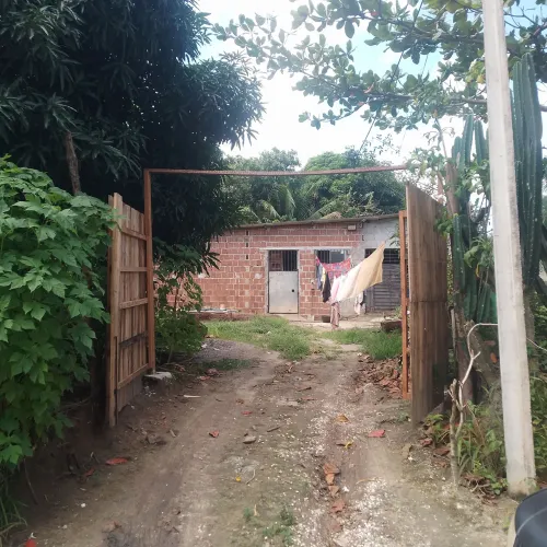 Vendo uma casa em sítio ou troca-se em uma casa de preferência em abreu e lima