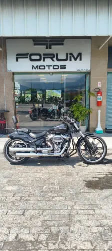 Harley Davidson Breakout 2019