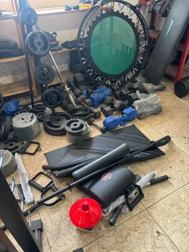 Academia de Musculação - Equipamentos E Acessórios