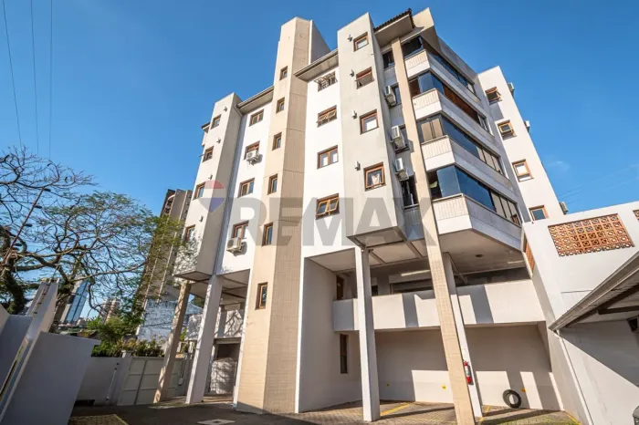 Apartamento 3 dormitórios com suíte, 98 m² e 2 vagas no Centro de Novo Hamburgo