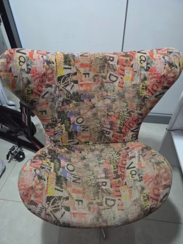 Poltrona giratória