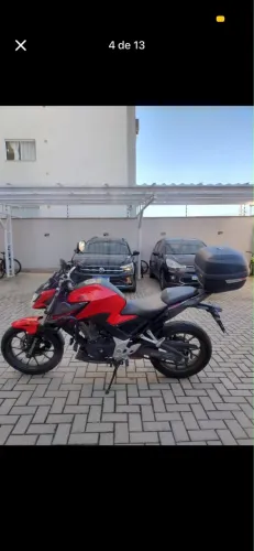 Honda CB300 super nova