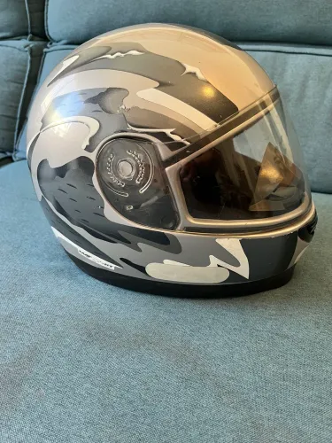 Capacete com Bluetooth número 60