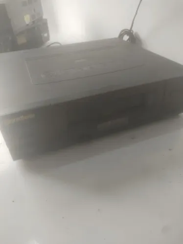 CD player gradiente CDP AT2 NÃO ESTA FUNCIONANDO PRECISANDO DE REPARO LIGA NORMAL