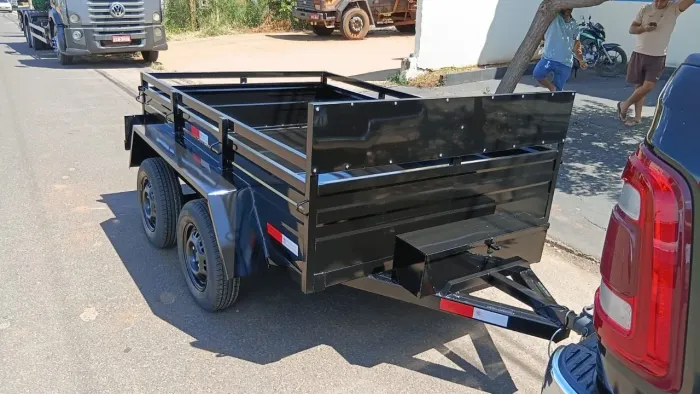 Carretinha de reboque EIXO DUPLO trucada PRONTA ENTREGA direto da fábrica 