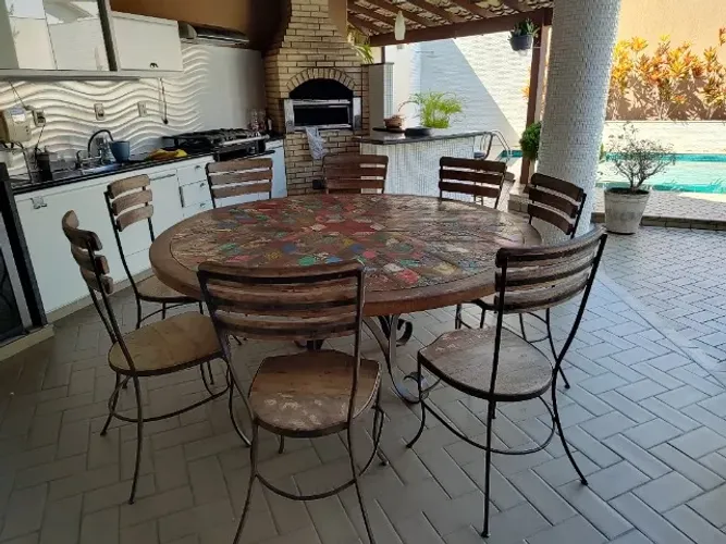 Mesa de madeira de demolição 1,80 com 8 cadeiras