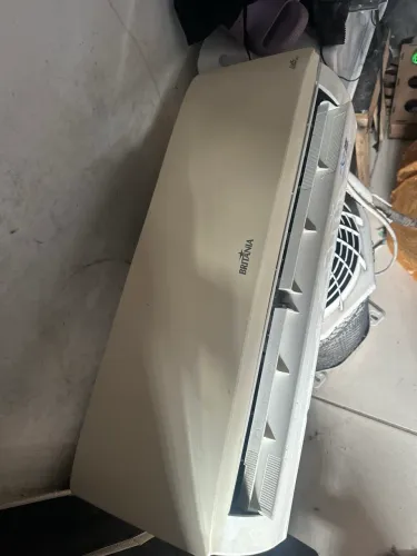 Ar condicionado 12mil Btu com compressor queimado 