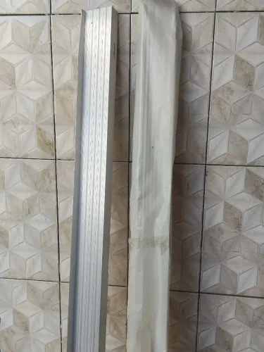 Estribo de alumínio para Toro 