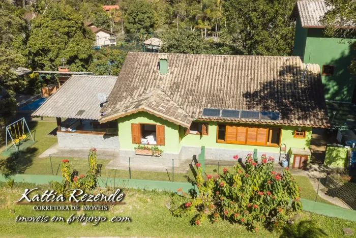 Casa de condomínio em Mury - Nova Friburgo - RJ