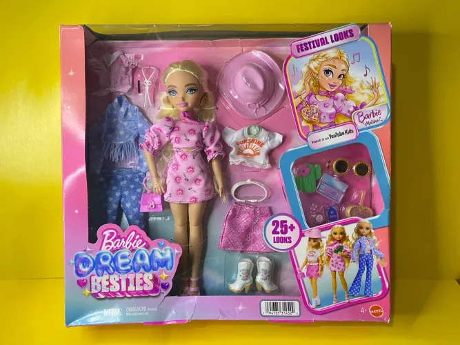 Boneca Barbie Malibu dream besties festival look