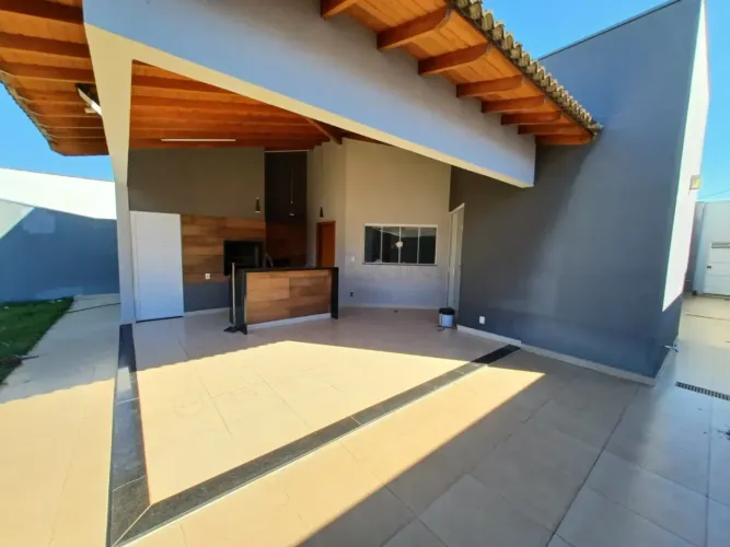 Casa térrea para venda com 198 metros quadrados com 3 quartos em Solar Primavera Piratinin