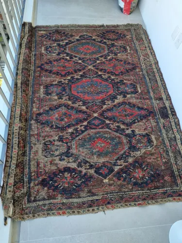 Tapete Caucasiano Antigo 1,70x1,50m Colecionador