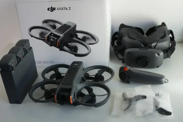 DJI Avata 2 Fly More Combo | 3 Baterias + Hub | Impecável