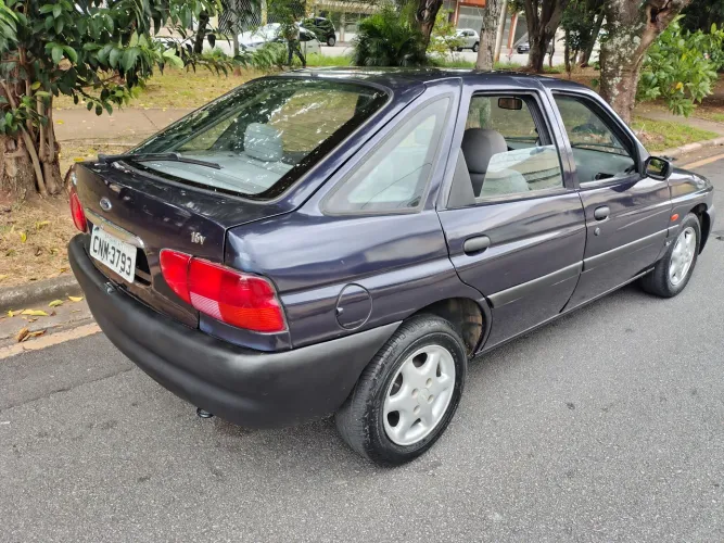 Ford Escort GLX    COMPLETO