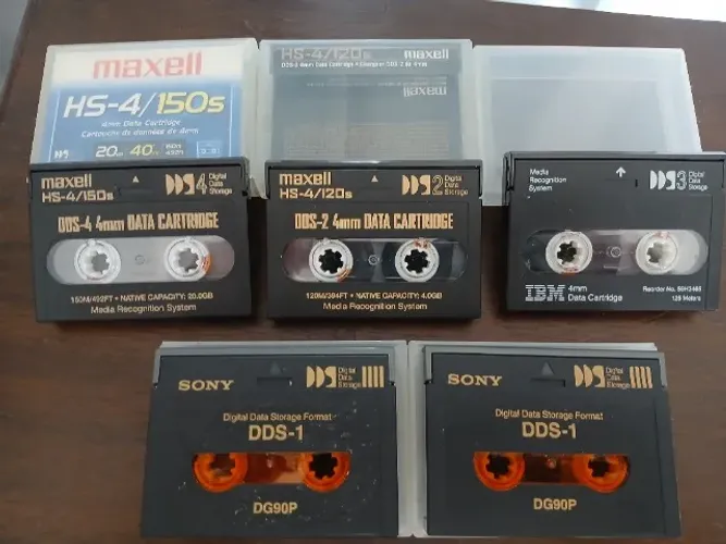 Kit de fitas DDS diversas _ Sony, Maxell e IBM 