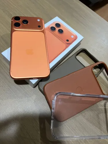 iPhone 17 pro Max 30 dias de uso.