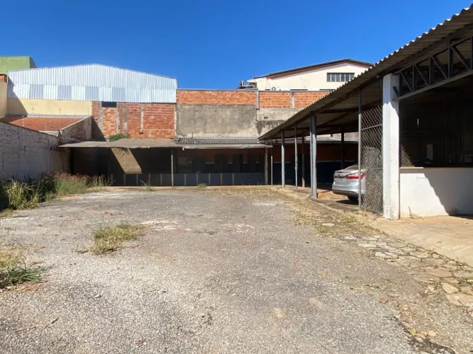 Comercial para Locação em Presidente Prudente, Jardim Novo Bongiovani, 2 banheiros