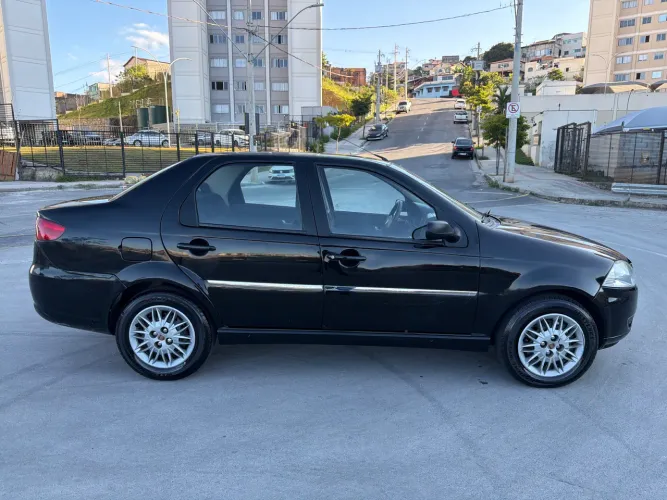 Fiat Siena EL Celeb. 1.0 MPI Fire Flex 8V 4P 2010