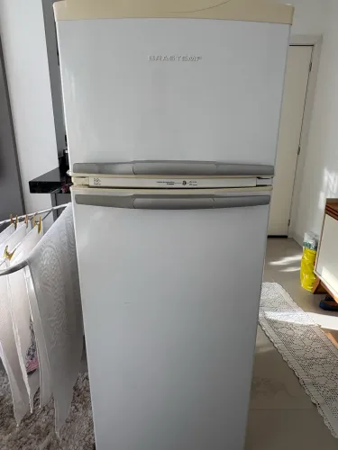Vendo geladeira Brastemp