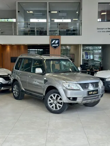 Mitsubishi Pajero TR4 2.0 Flex 16V 4X2 Aut. 2015