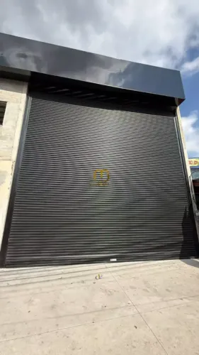 Amplo galpão de 330m² em Santa Cruz - Rio de Janeiro - RJ