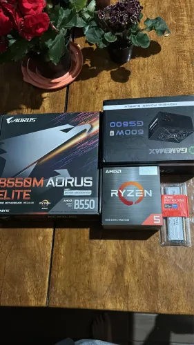 Oportunidade ÚNICA!! Kit gamer pra vender 