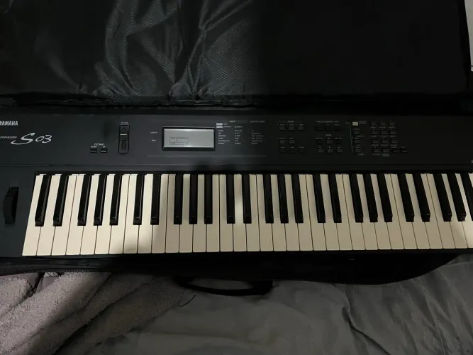 Teclado s03 yamaha