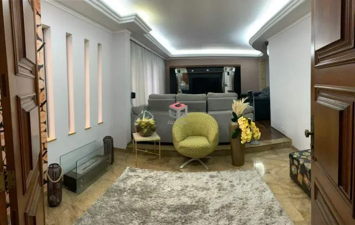 Sobrado para aluguel 4 quartos 3 suítes 5 vagas Saúde - São Paulo - SP