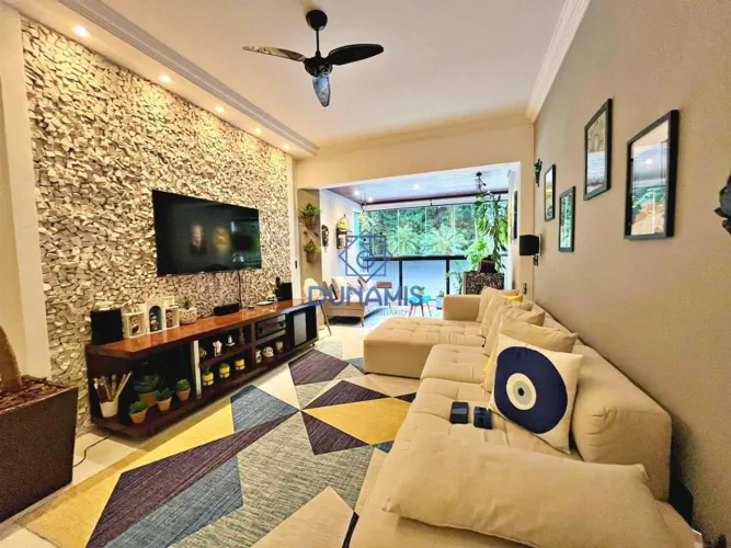 Apartamento à Venda em Pitangueiras, Guarujá - SP