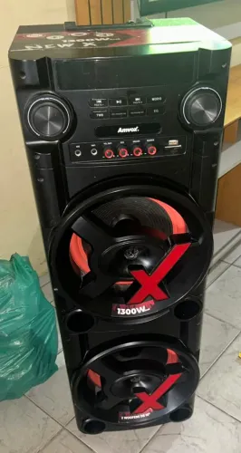 Vendo uma caixa evox muito bem conservada