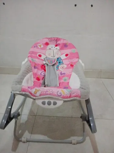Cadeirinha de balanço + andador 