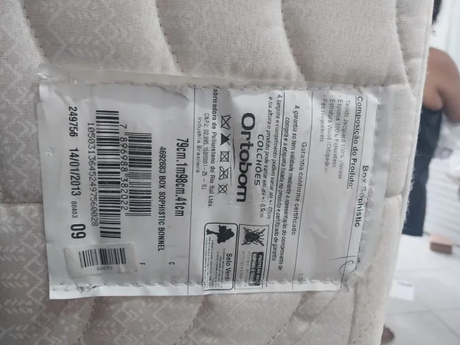 Cama box queem 700
