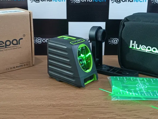 Nível a laser 2 linhas mais forte que tem a pilha