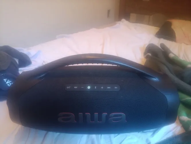 Vendo bombox aiwa nova! 800