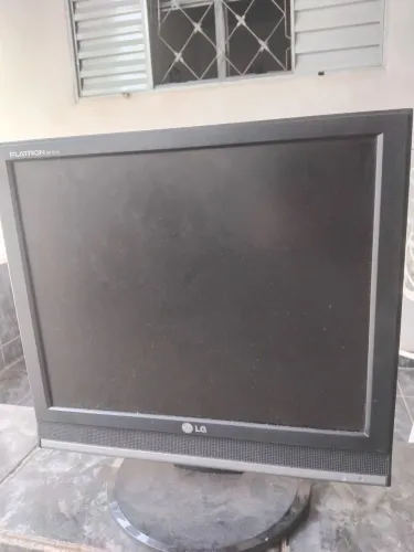 TV Monitor lg 17" para retrô games com tela 4:3