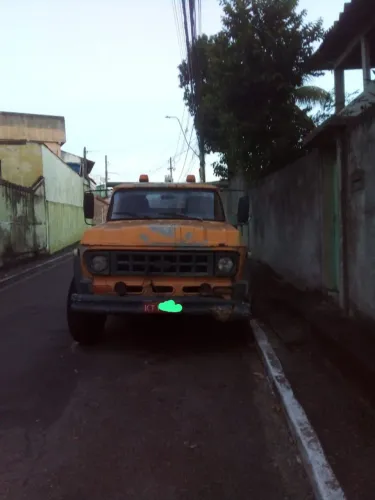 Vendo caminhão Reboque para veículos pesados