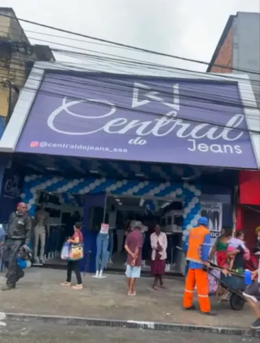 Vendo loja completa , com tudo dentro , + fornecedores 