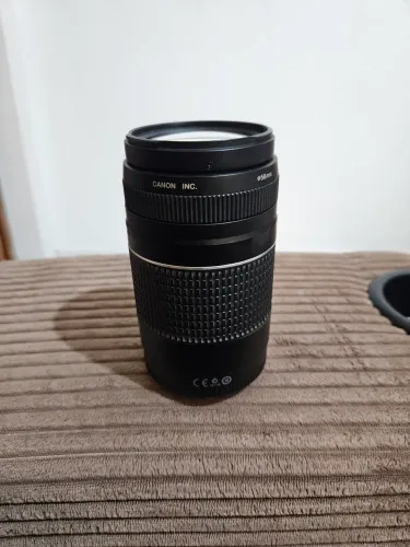 Lente Canon 75-300mm - DEFEITO (para retirada de peças)