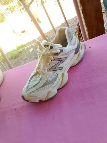 Tenis new balance 90/60, super conservado, numero 39EUA, original
