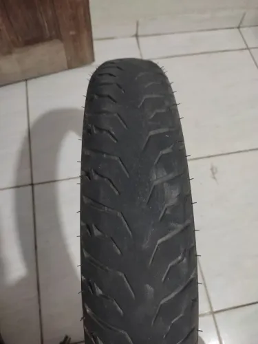 Pneu sem câmara pra Titan/ fan 160