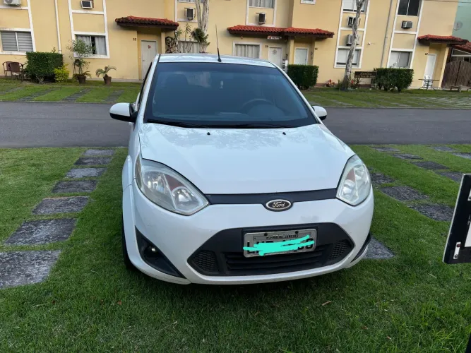 Ford Fiesta S 1.0 8V Flex 5P 2014