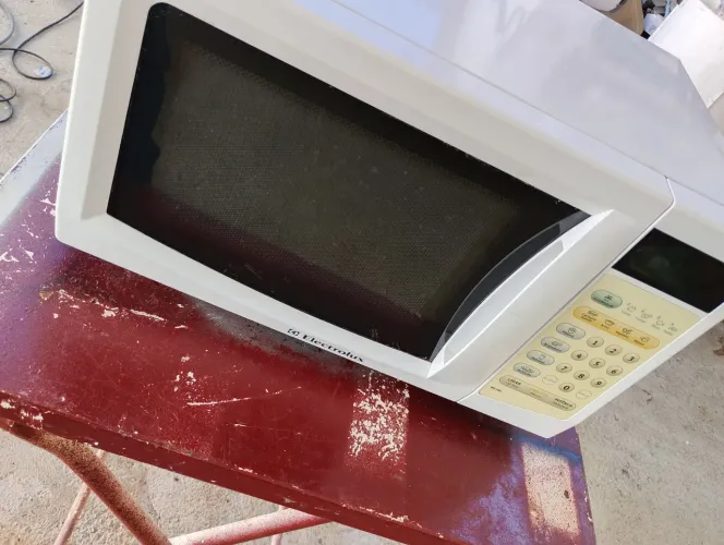 Microondas Electrolux 17 litros 
