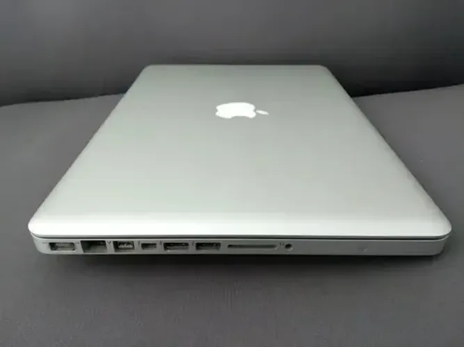 MacBook Pro 2011 retirada de peças