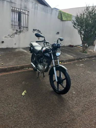Vende-se fan 125 ks ano 2012