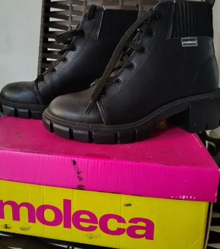 Bota moleca