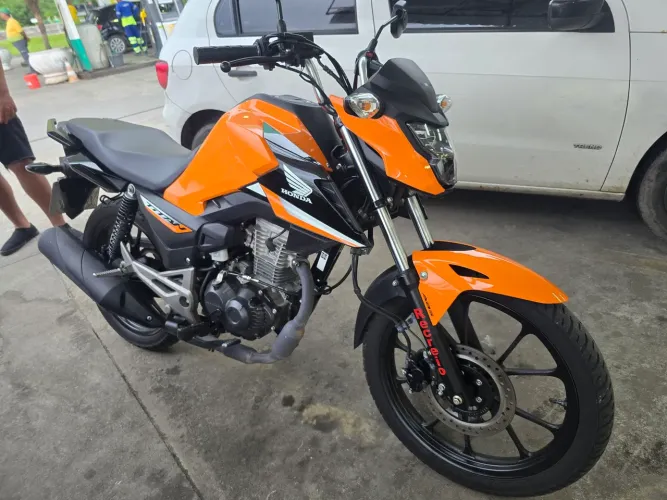 Honda Titan 160 2025