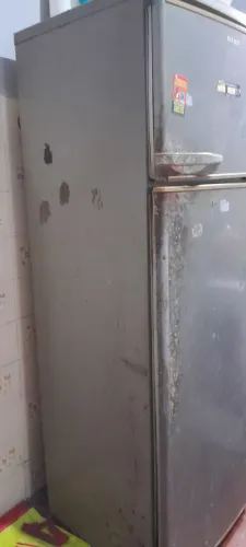Vende-se geladeira