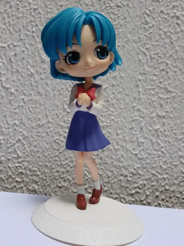 QPosket Sailor Mercury Ami Mizuno Eternal The Movie Uniforme original  (novo sem caixa)