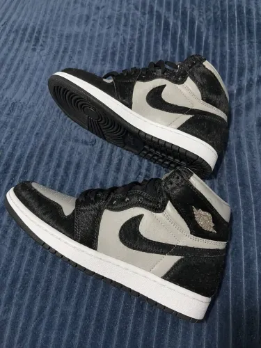 Tênis Jordan mid