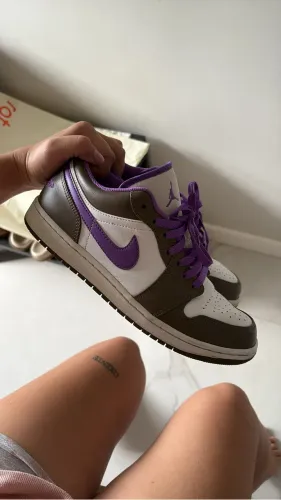 Tênis Air Jordan 1 Low "Palomino" Marrom